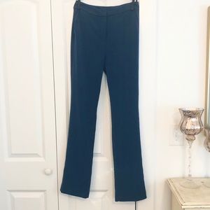 Essential Slim Pants
